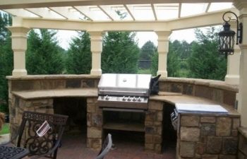 Outdoor Kitchen Area